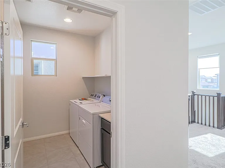 9220 Far Side Ave — Photo 34