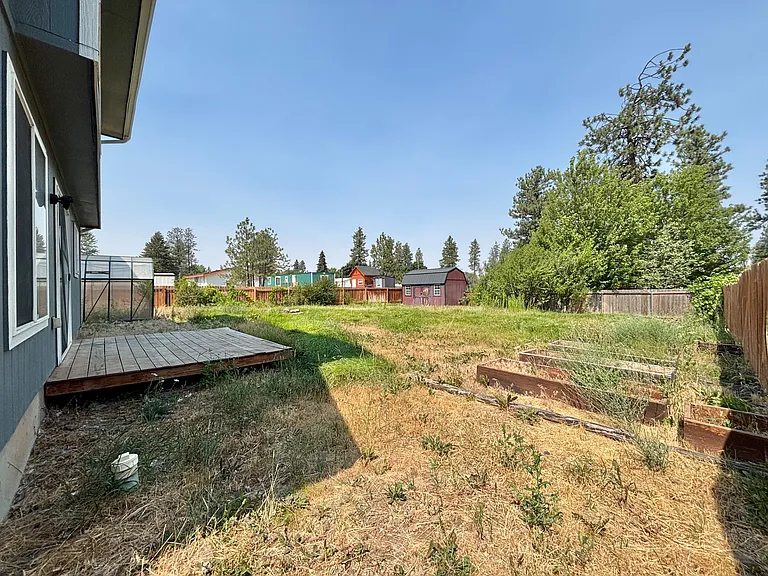 905 E Spence St — Photo 23