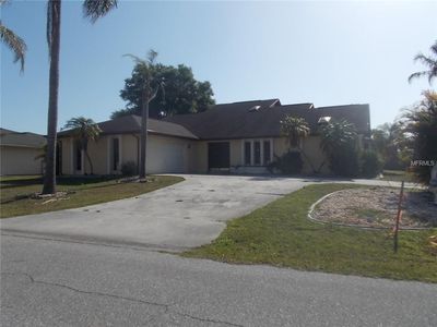 701 Columbia St, Pt Charlotte, FL, 33948