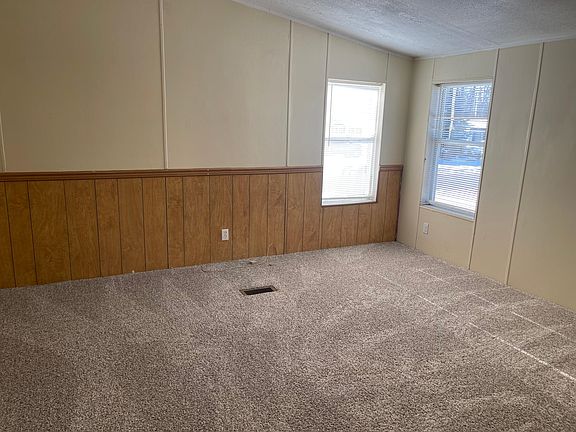 5th image of 2095 N Sheeran Dr