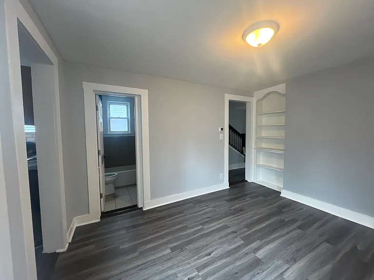 147 Winchester Ave — Photo 32