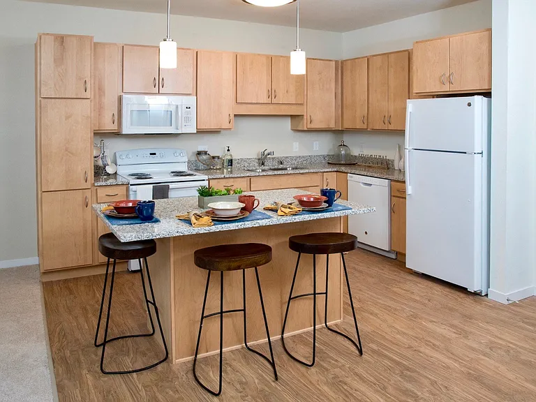 The Legends of Champlin 55+ Apartments — Photo 27