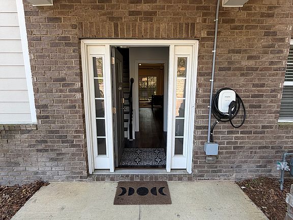 2nd image of 4347 Azalea Dr