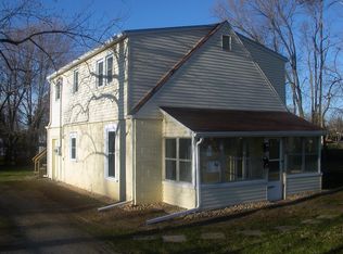 310 Greenview Dr, Urbana, IL 61801