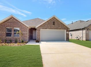 7521 Lavender Ln, Ponder, TX 76259