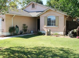 887 Rabe St, Firebaugh, CA 93622