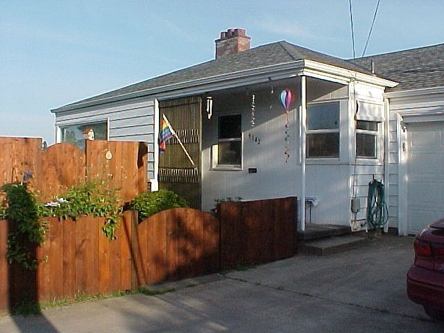 Front w/ New Fence