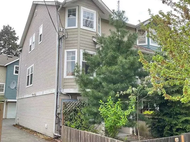 12531 27th Ave NE — Photo 15