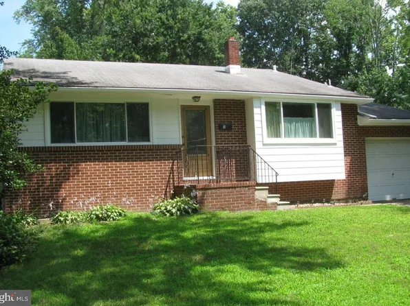 1 Tomlinson Ave, Pine Hill, NJ 08021