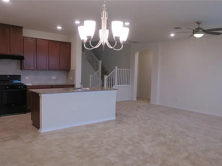 1313 Arbor Acres Loop — Photo 5