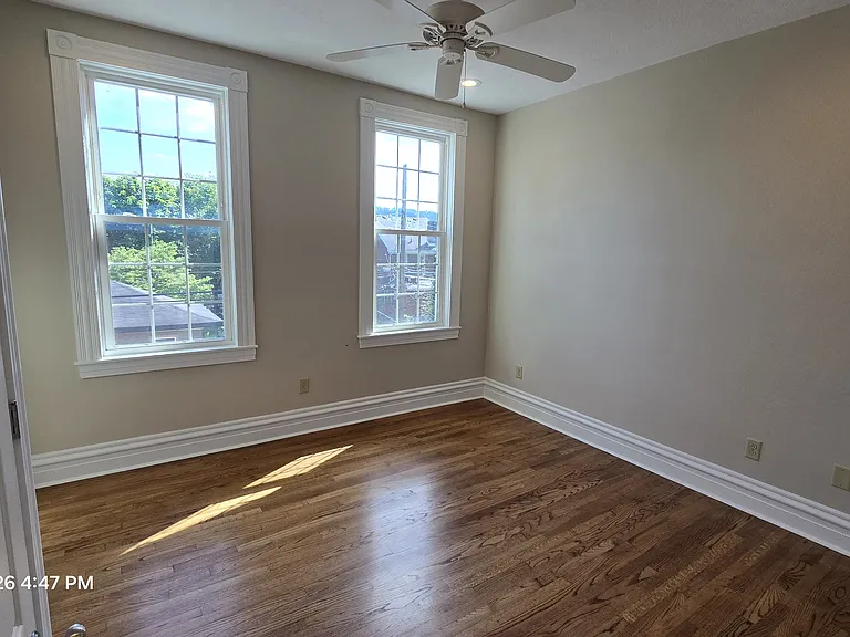 228 3rd St #2 — Photo 21