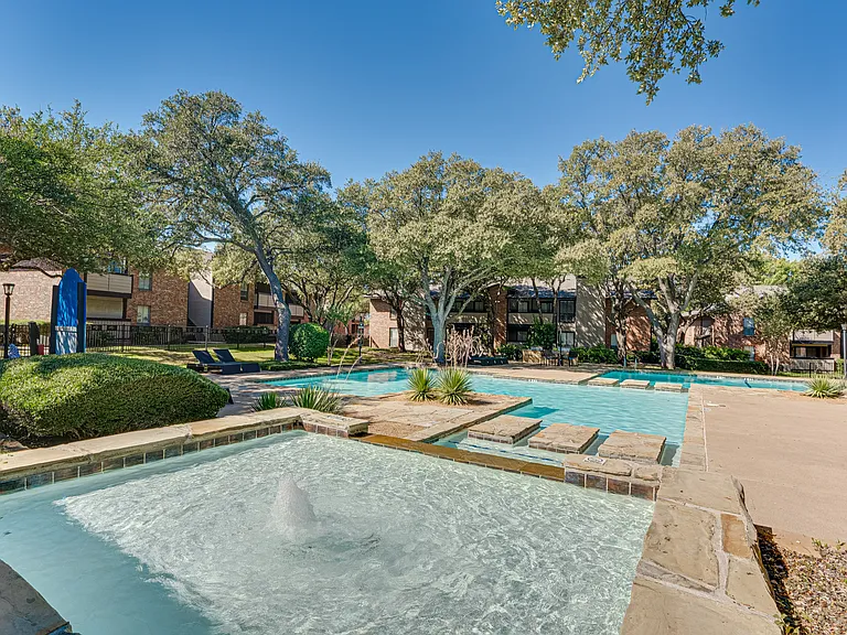 Southern Oaks — Photo 26