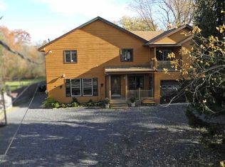 86 State Farm Rd, Voorheesville, NY 12186