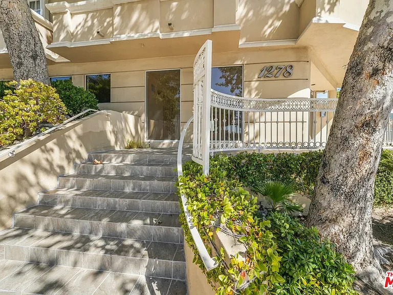 1278 S Camden Dr #202 — Photo 29