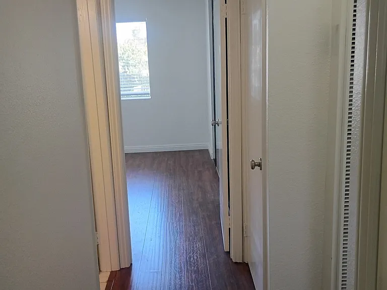 1414 Coronado Ave #303 — Photo 7
