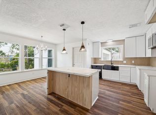 15607 Dawnbrook Dr, Houston, TX 77068