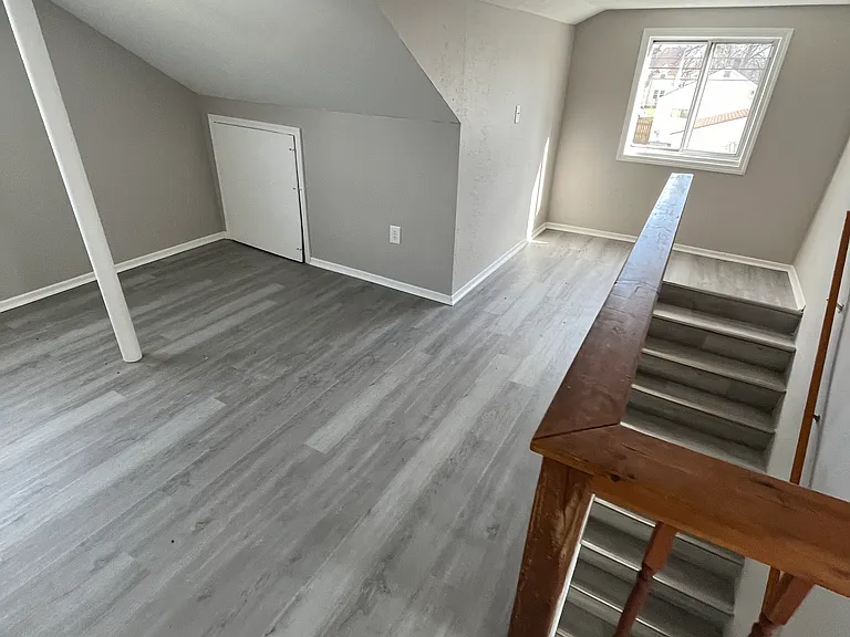 47 W Crawford Ave — Photo 16