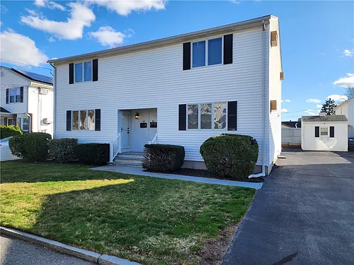 44 Nellie St Photo 1