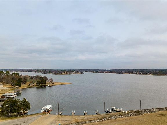 5th image of 106 Iriquois Dr