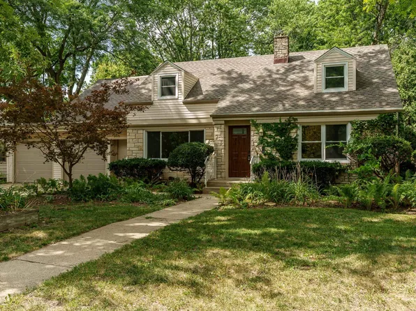 2916 Rural St, Rockford, IL 61107