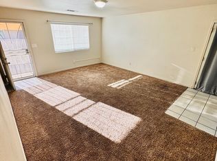 3215 W Campus Ave, Visalia, CA 93277