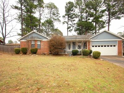 26 Danube Dr, Maumelle, AR, 72113