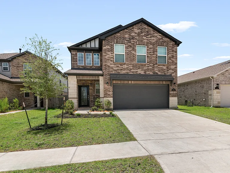 5811 Quest Valley — Photo 4