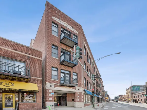 3755 N Racine Ave APT 3C, Chicago, IL 60613