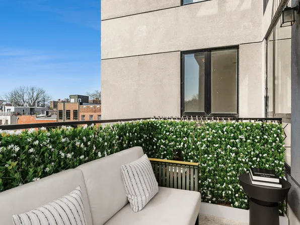 186 Putman Avenue image 3 of 8