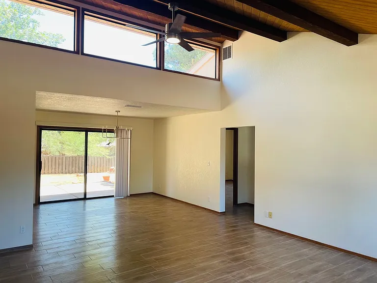 110 Valley Trl — Photo 7