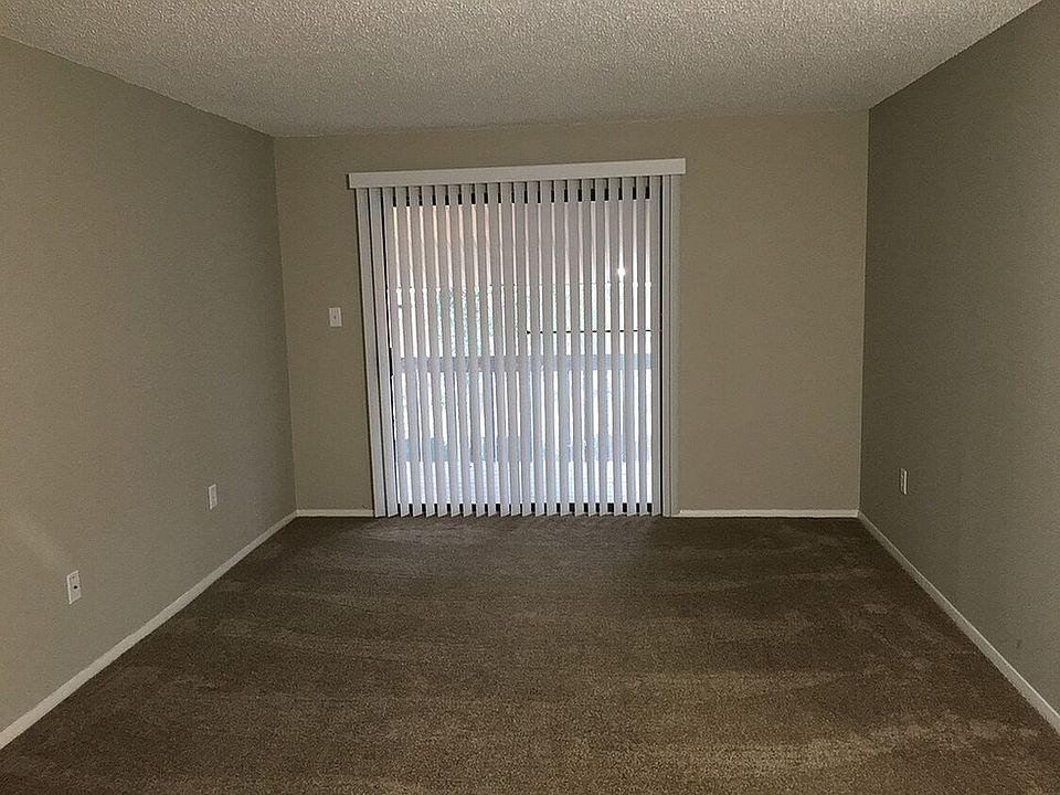 Amelia Apts. bedroom 2