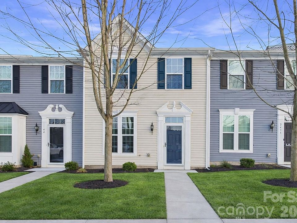 1st image of 2440 Mariners Cove Ln