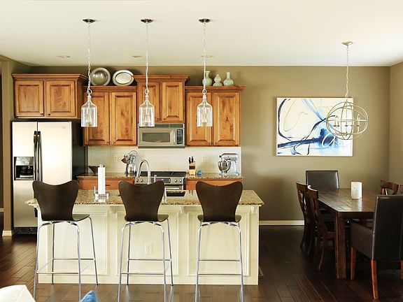 Kitchen and dining 