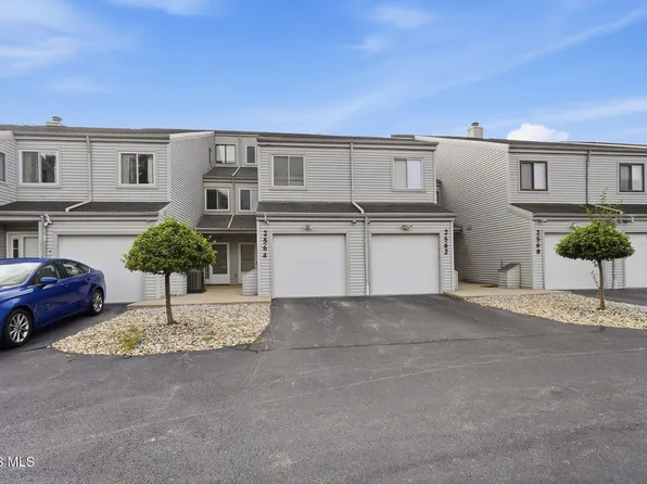 2564 W Village Dr, Toledo, OH 43614
