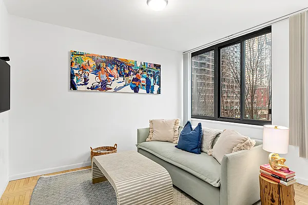 Rented by Compass | media 19