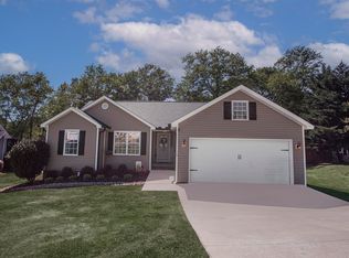 113 Raintree Ct, Easley, SC 29642