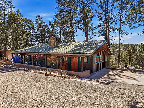 5th image of 162 Roswell St