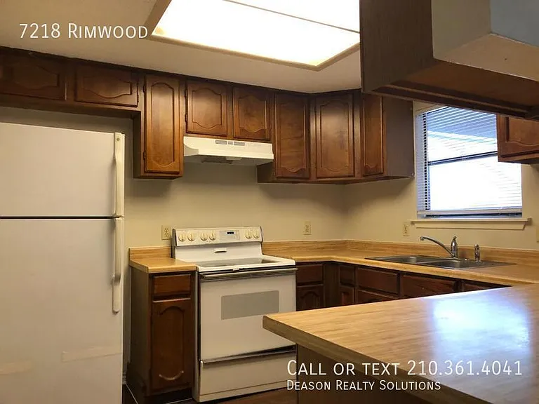 7218 Rimwood — Photo 12