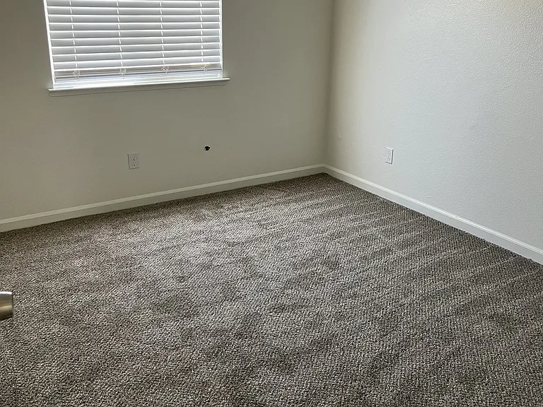 5009 Shipwheel Dr — Photo 8
