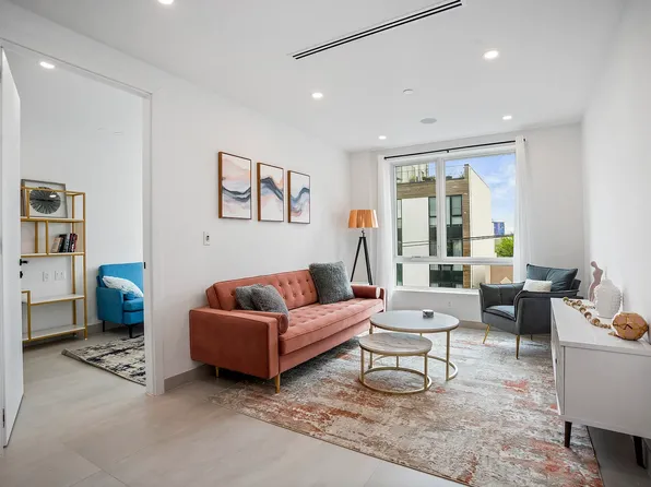 19 Hausman St APT 3B, Brooklyn, NY 11222
