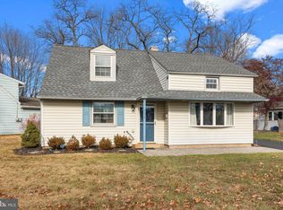 432 Tanner Rd, Hatboro, PA 19040