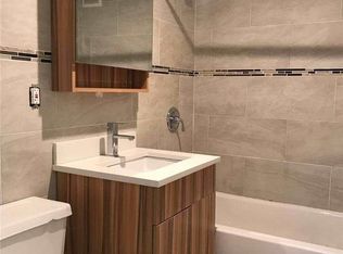 19-08 150th St #1, Whitestone, NY 11357