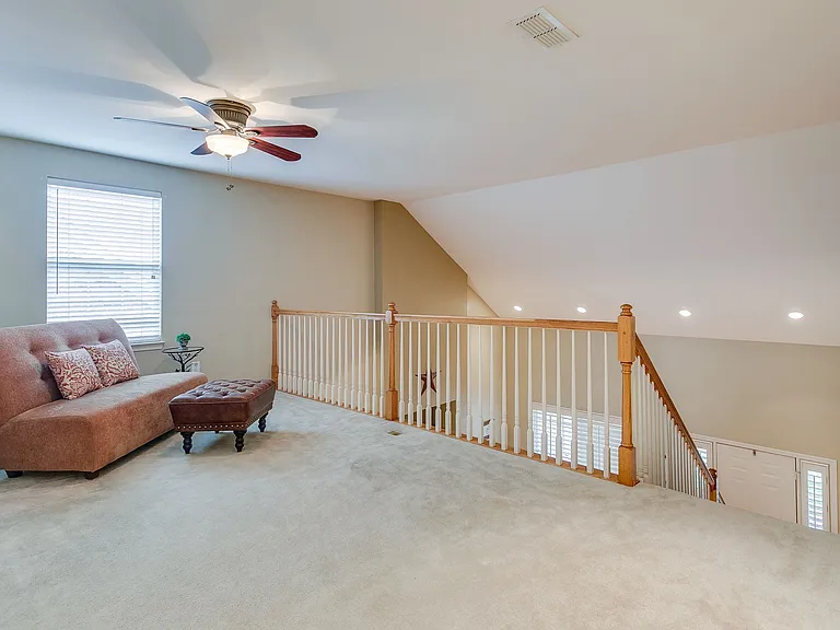 1870 Brentwood Pointe — Photo 8