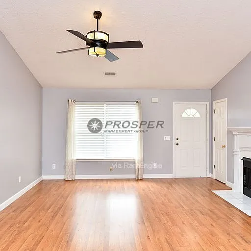 1925 Country Apple Ct — Photo 4