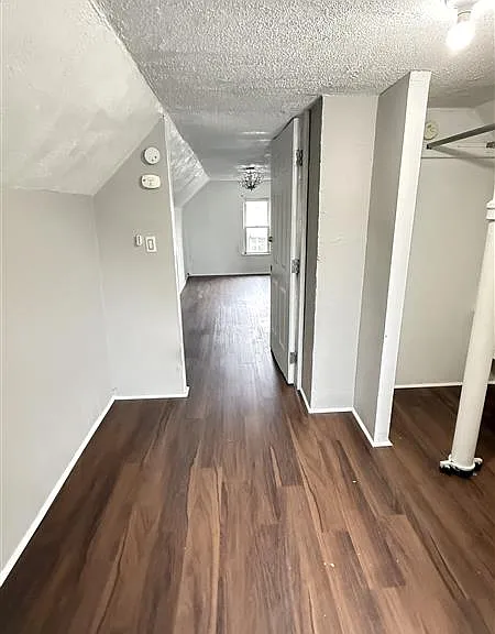 4494 4th St — Photo 7