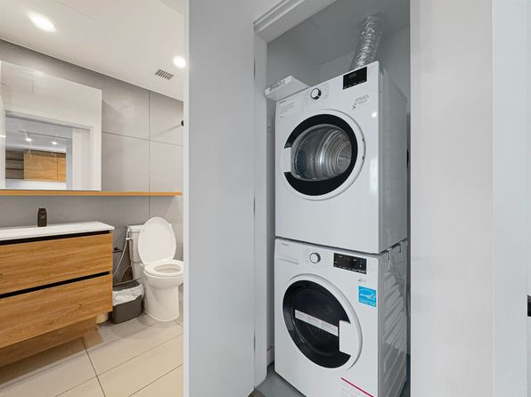 1 bedroom rental in Surrey — photo 10