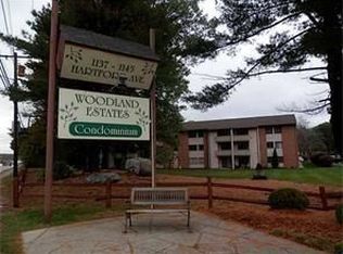 1143 Hartford Ave #5B, Johnston, RI 02919