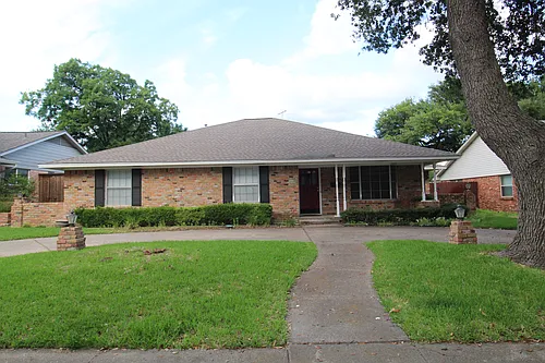 10146 Coveridge Dr Photo 1