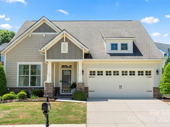 199 Blossom Ridge Dr, Mooresville, NC 28117