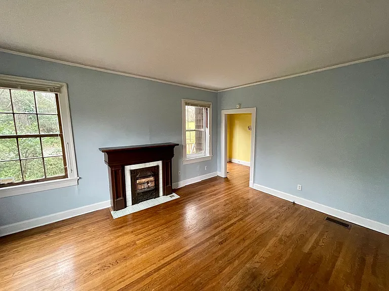 1326 Peachtree St — Photo 6